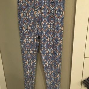 Lularoe one size leggings